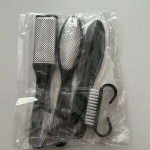 NWOT, Woman’s callus Remover. Set of 6 Pieces.